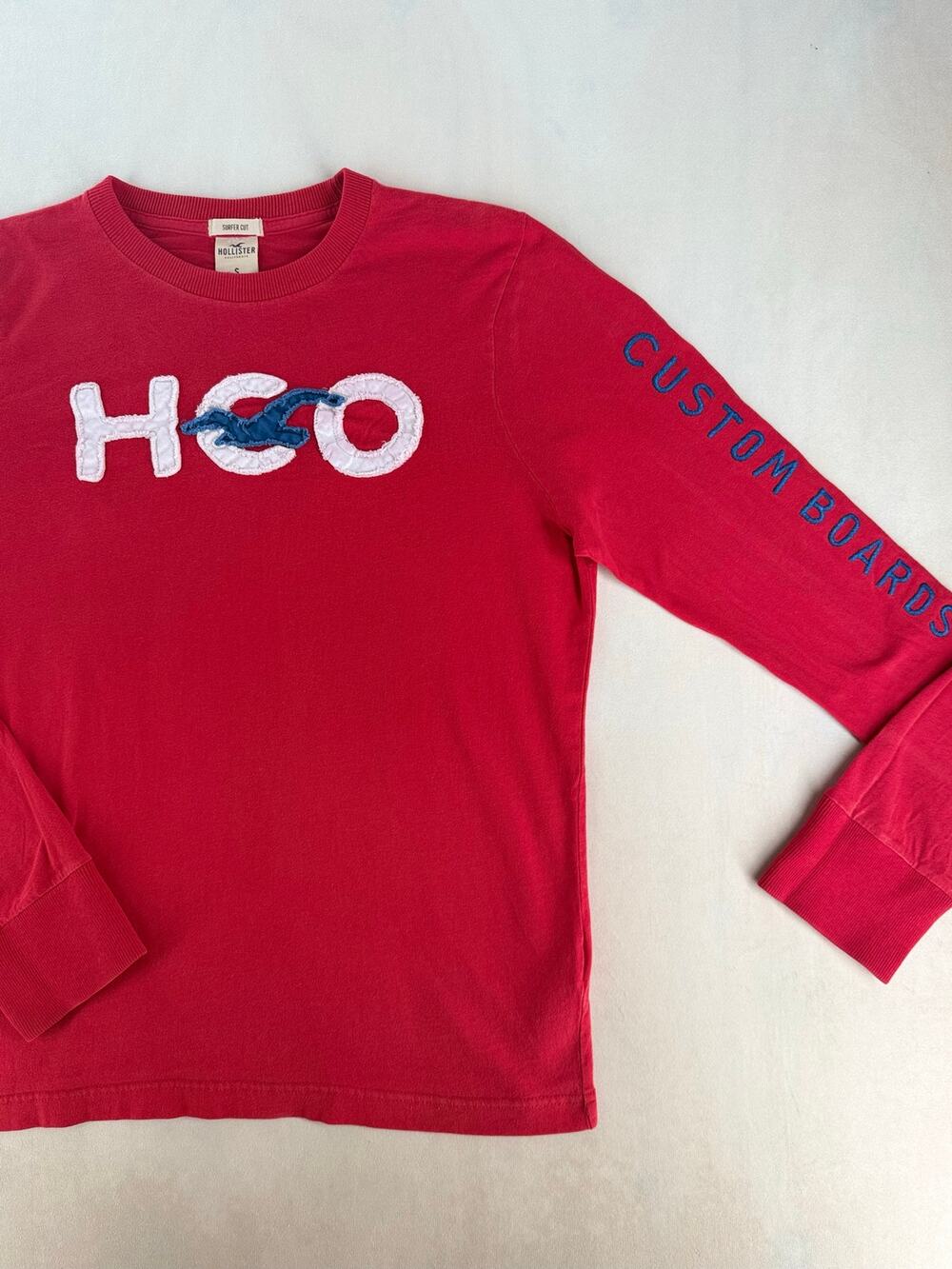 Hollister HCO Red Long Sleeve Logo Shirt Women’s Small Y2K